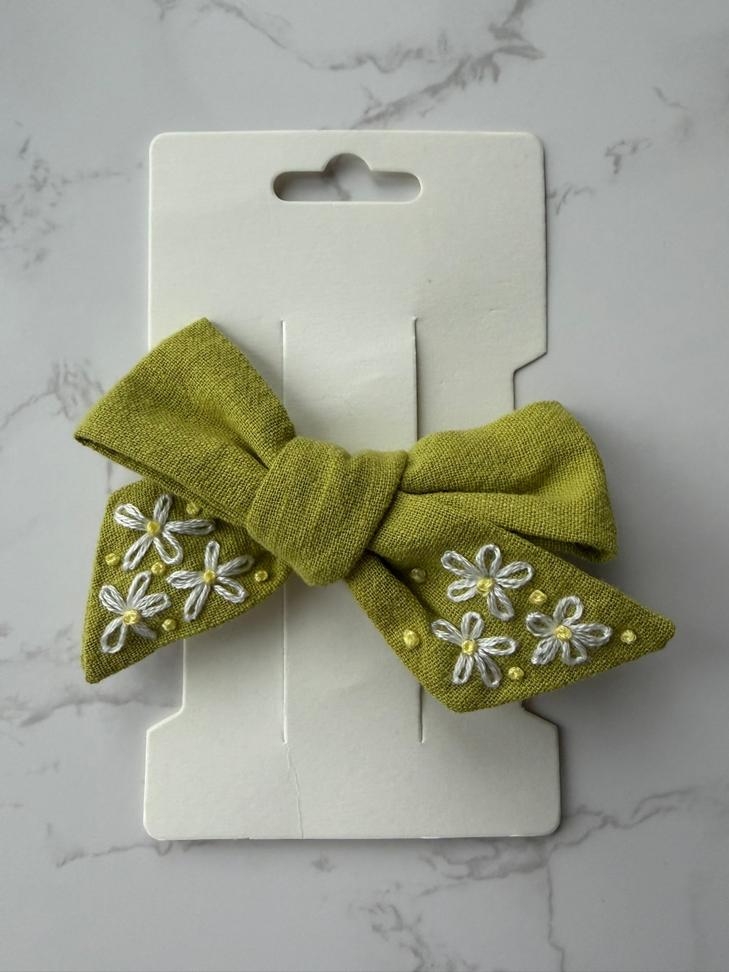 Daisy Bows