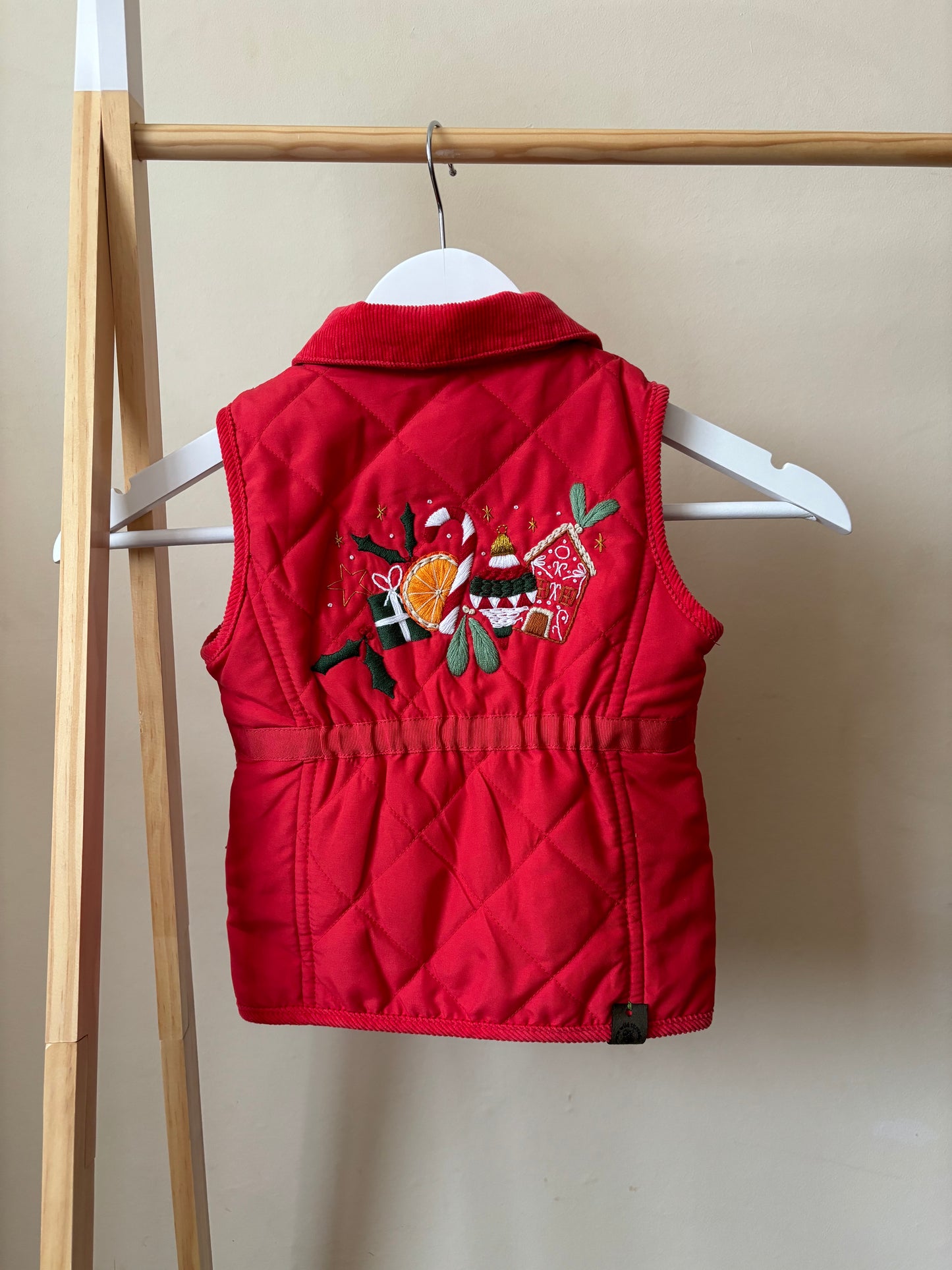 Large panel embroidery