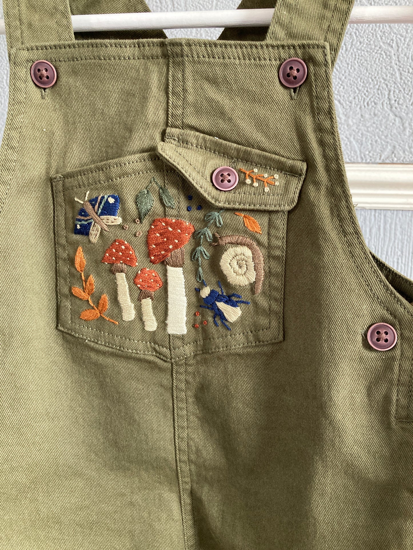 Medium panel embroidery