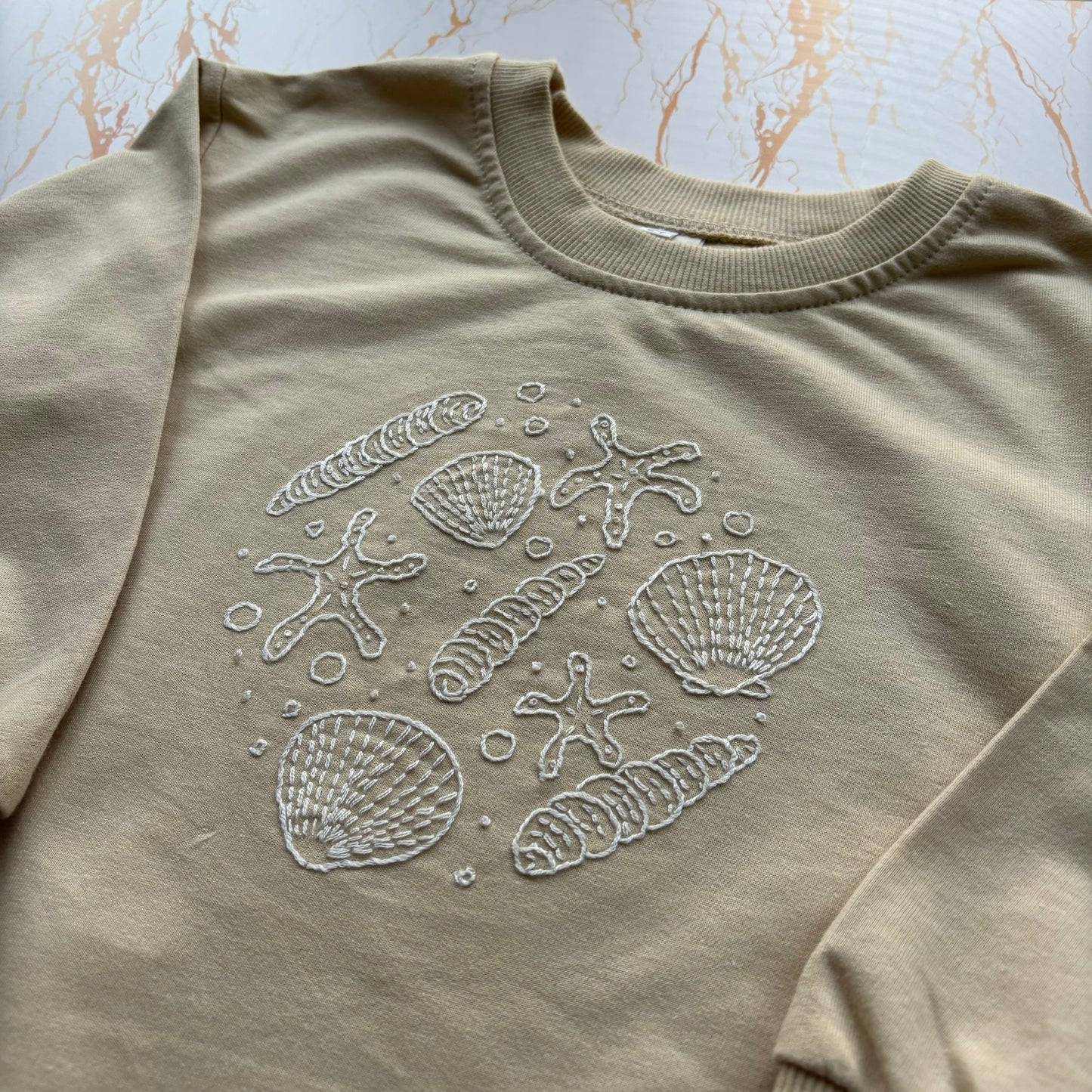 Large panel embroidery