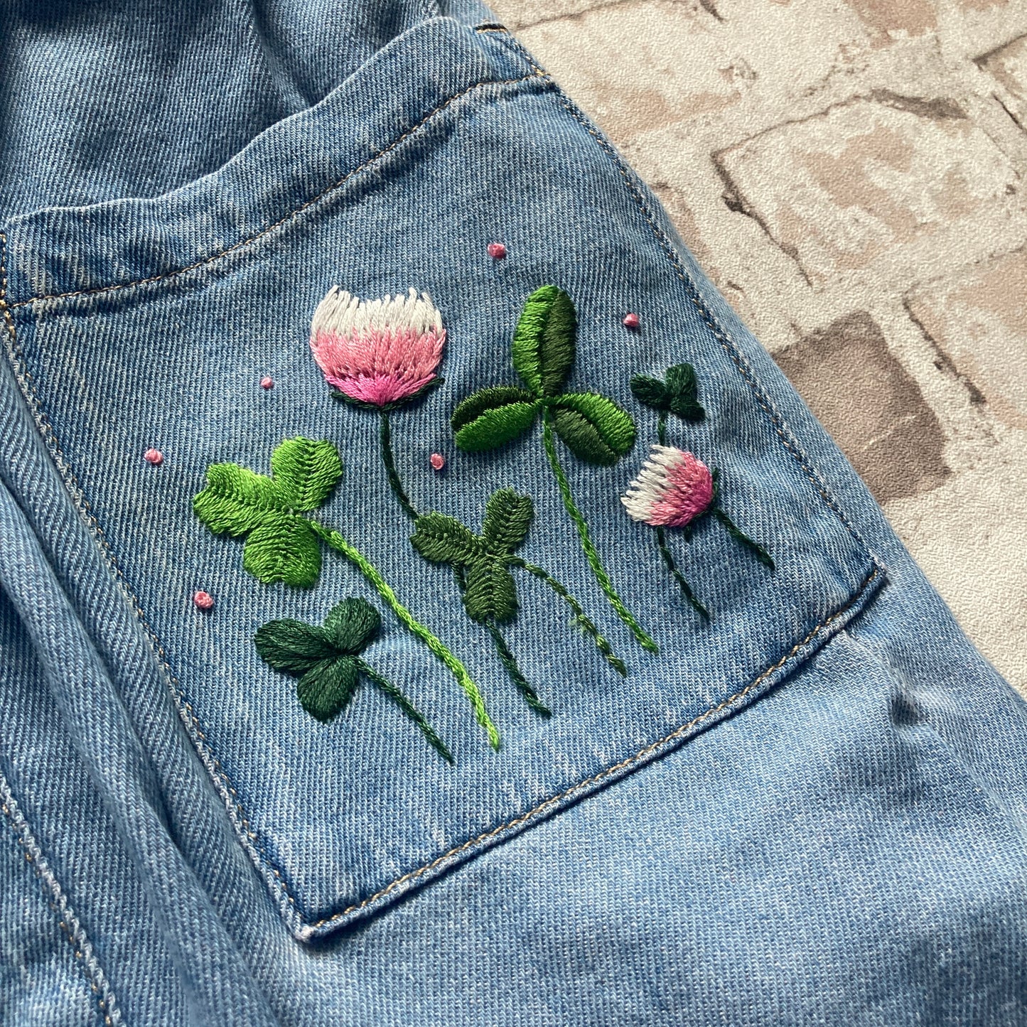 Medium panel embroidery