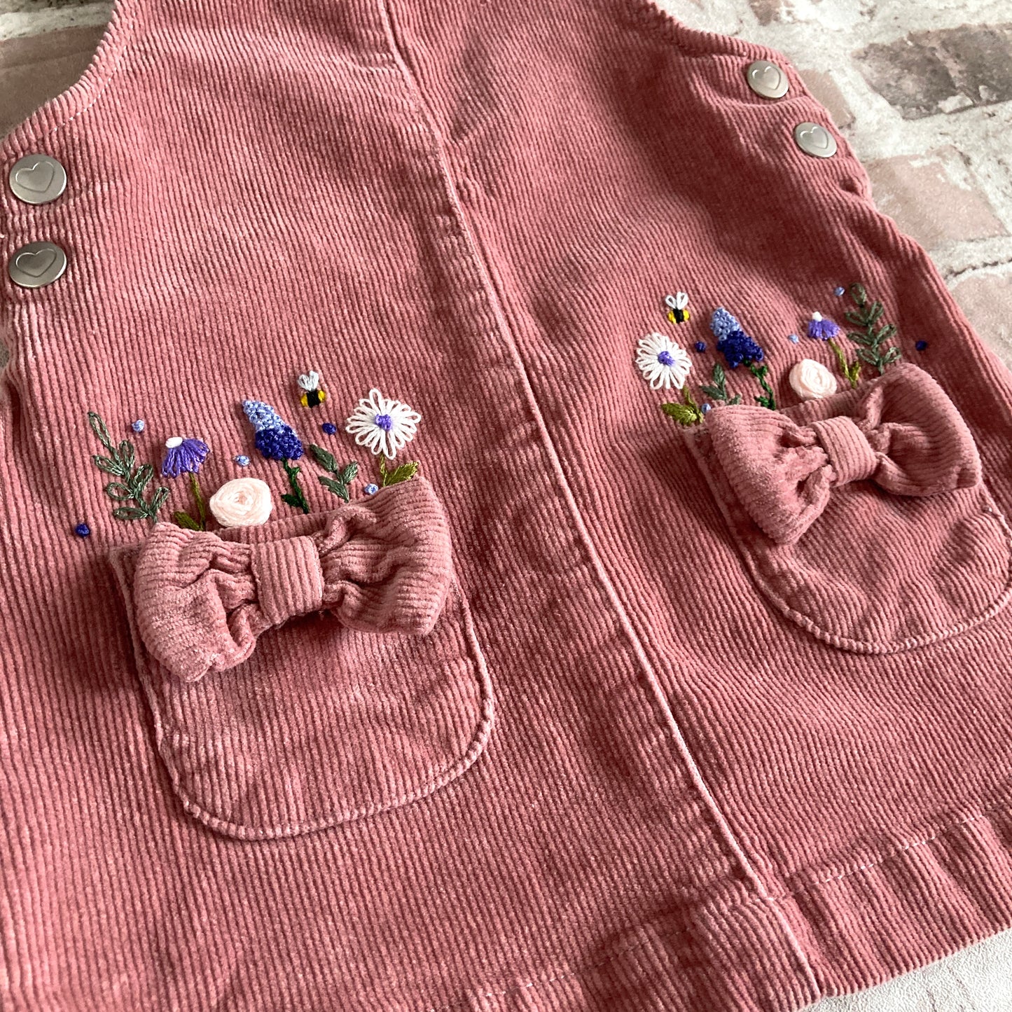 Medium panel embroidery